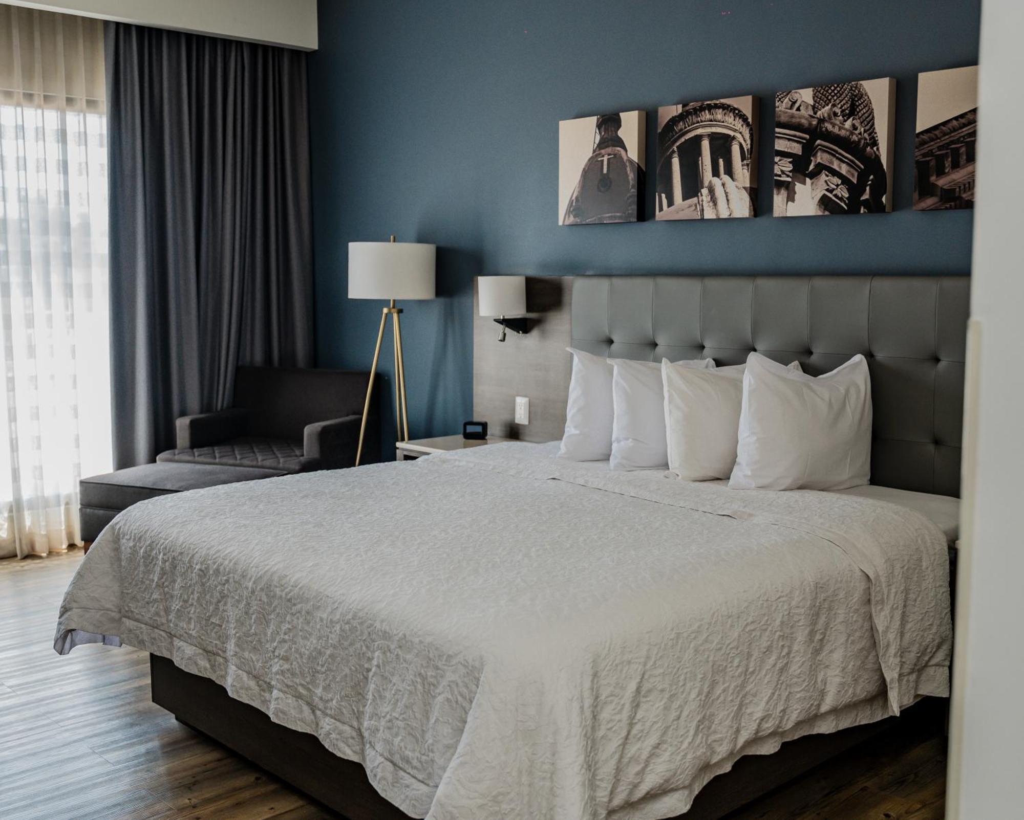 Hampton Inn By Hilton Celaya Селая Стая снимка