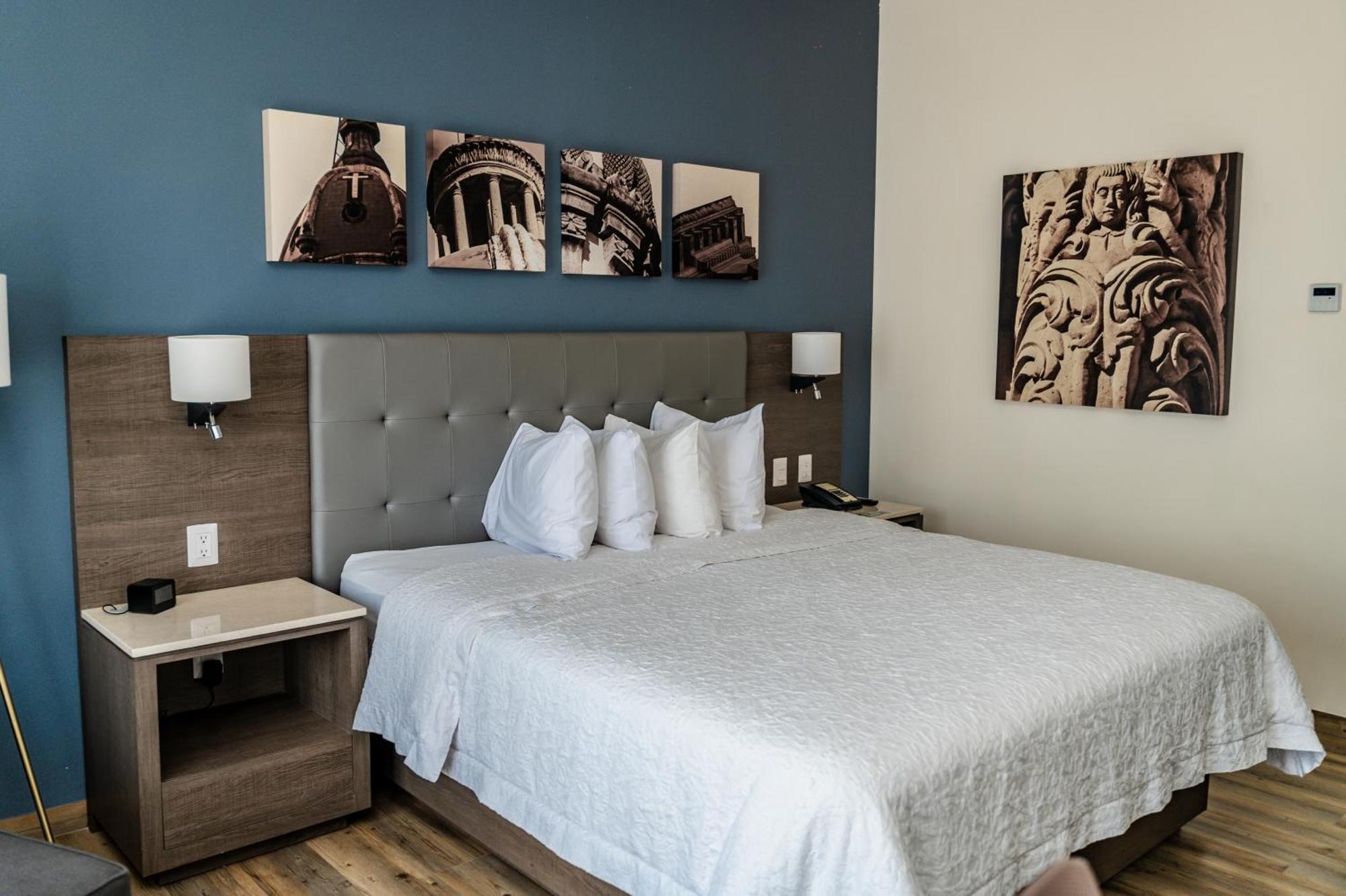 Hampton Inn By Hilton Celaya Селая Стая снимка
